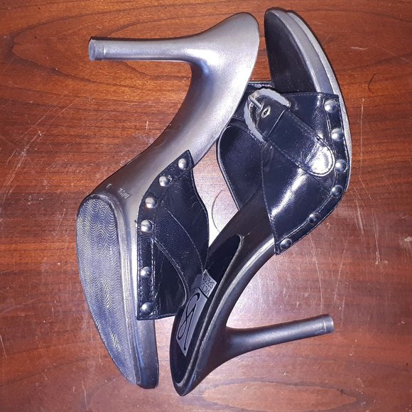 Сlogs - Picture 4 of 5